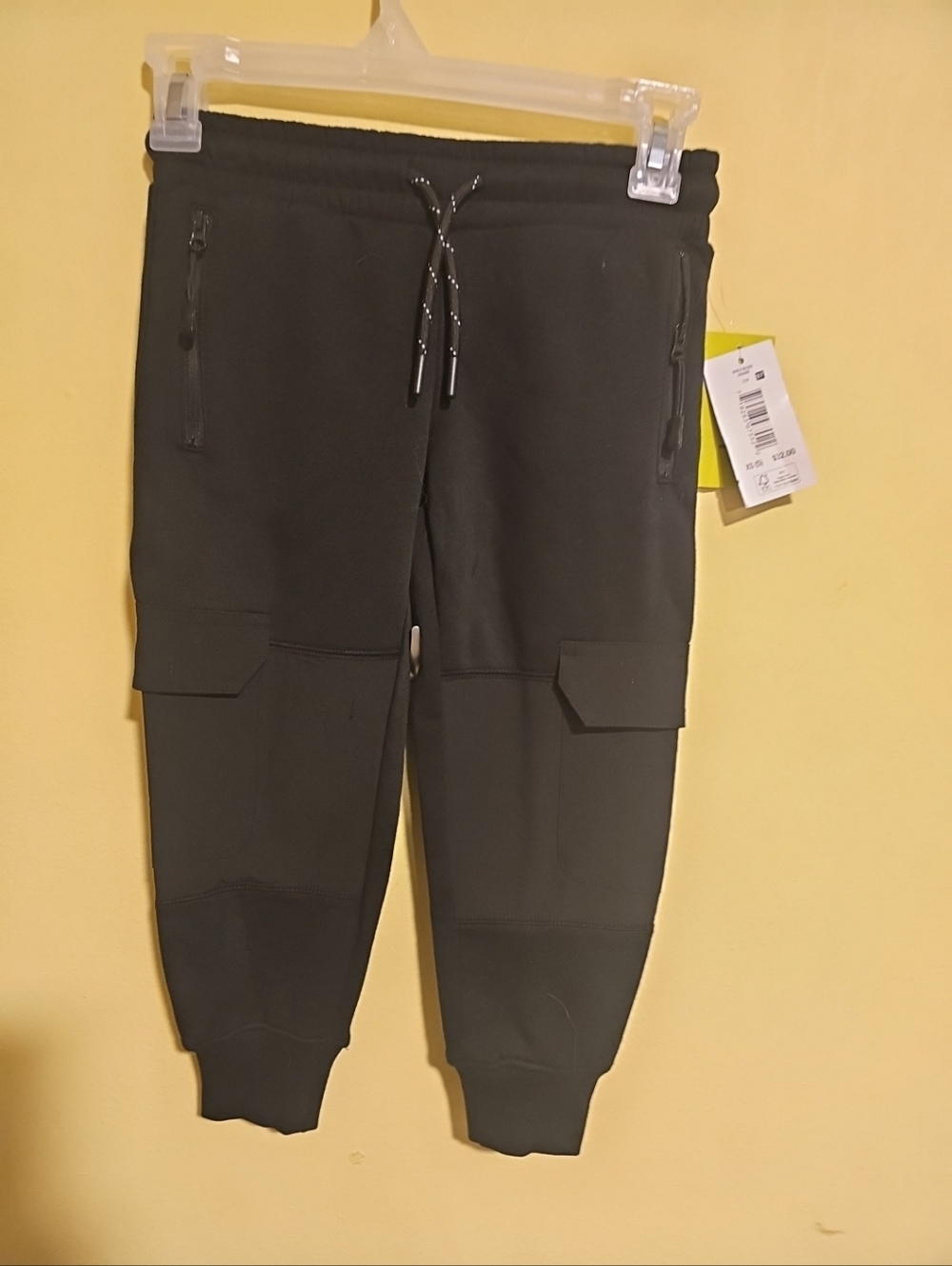 NWT Vively Boys Size XS(5) Black Jogger Sweatpants 2 Leg + 3 Zip Pockets Nice!